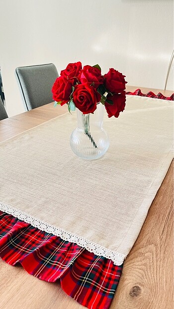 H&M Home Vintage ekoseli runner