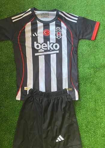 Beşiktaş Rafa Silva 27 ÇOCUK AYNI GÜN KARGO