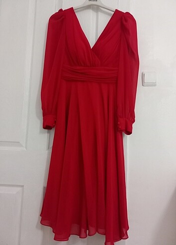 40 Beden kırmızı Renk 40.beden Nişan düyün elbisesi 