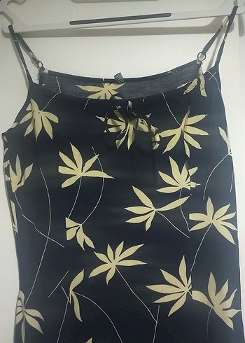 Siyah sarı yaprak desenli elbise - Görsel 4