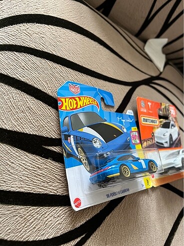 Beden Hotwheels Matchbox Kapalı Kutu Arabalar