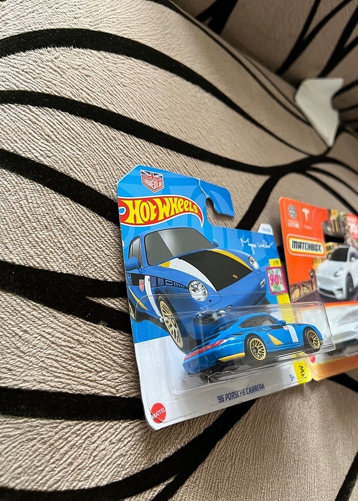 Hotwheels Matchbox Kapalı Kutu Arabalar - Görsel 3