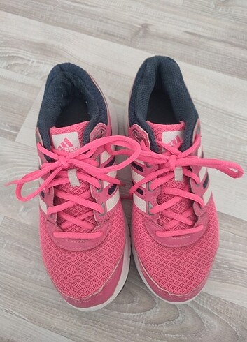 37 Beden pembe Renk Adidas Spor ayakkabı
