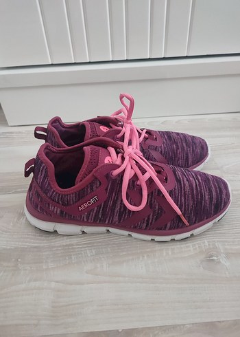 Hummel Mor Bağcıklı Spor Ayakkabı