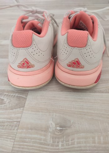 38 Beden Adidas Kadın Gri-Pembe Bağcıklı Spor Ayakkabı