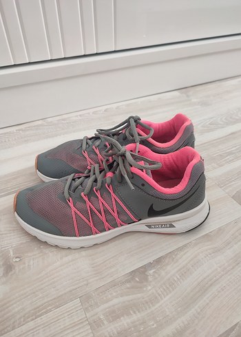 Nike Air Gri-Pembe Bağcıklı Kadın Spor Ayakkabı