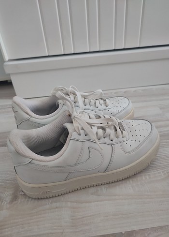 37 Beden Nike Beyaz Kadın Spor Ayakkabı