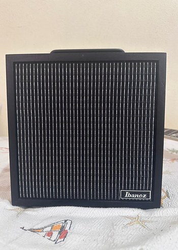 Ibanez Siyah Müzik Sistemi