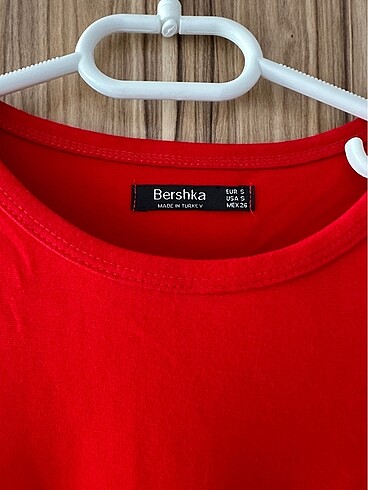 Bershka Elbise