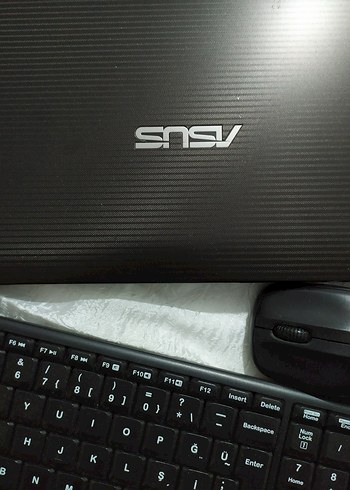 Siyah Asus Laptop Bilgisayar - Görsel 3