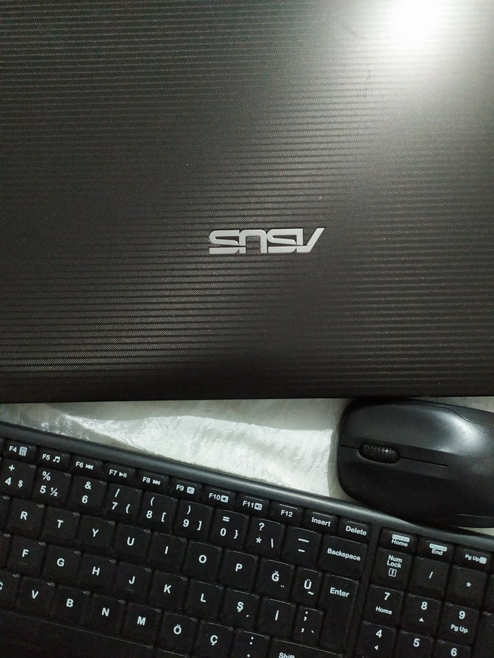 Siyah Asus Laptop Bilgisayar - Görsel 2
