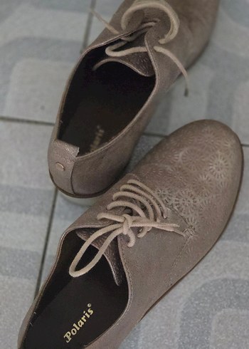 Bej Yılan Desenli Dolgu Topuklu Ayakkabı - Görsel 2