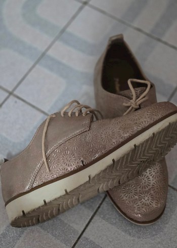 Bej Yılan Desenli Dolgu Topuklu Ayakkabı - Görsel 5