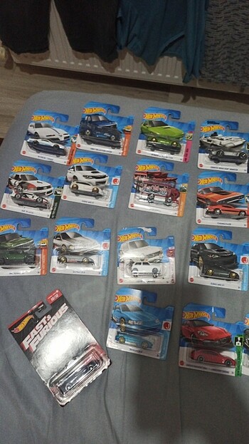  Hotwheels loot