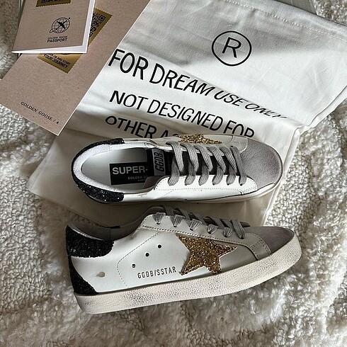 Golden Goose SSTAR ????