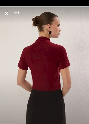 Bordo Yüksek Yakalı Drapeli Kadın Bluz - Görsel 3