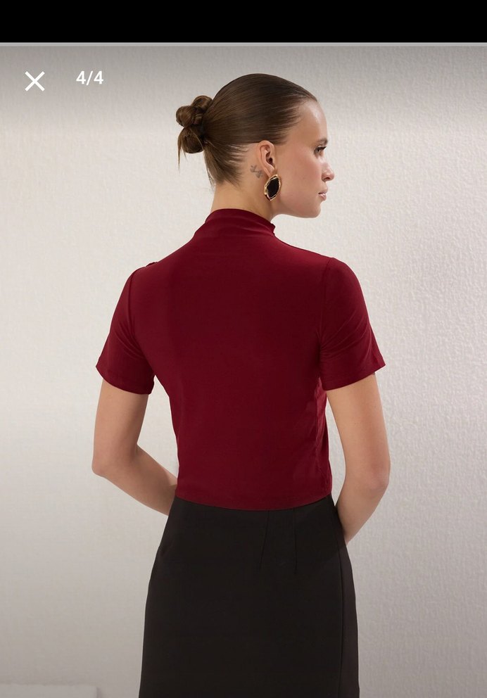 Bordo Yüksek Yakalı Drapeli Kadın Bluz - Görsel 3