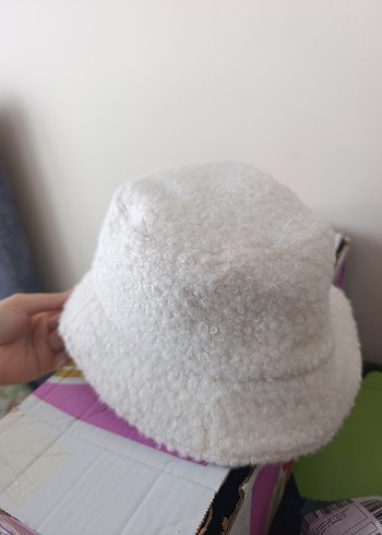 Beyaz Peluş Kadın Şapka - Görsel 3
