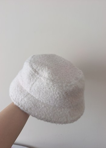 Beyaz Peluş Kadın Şapka - Görsel 2
