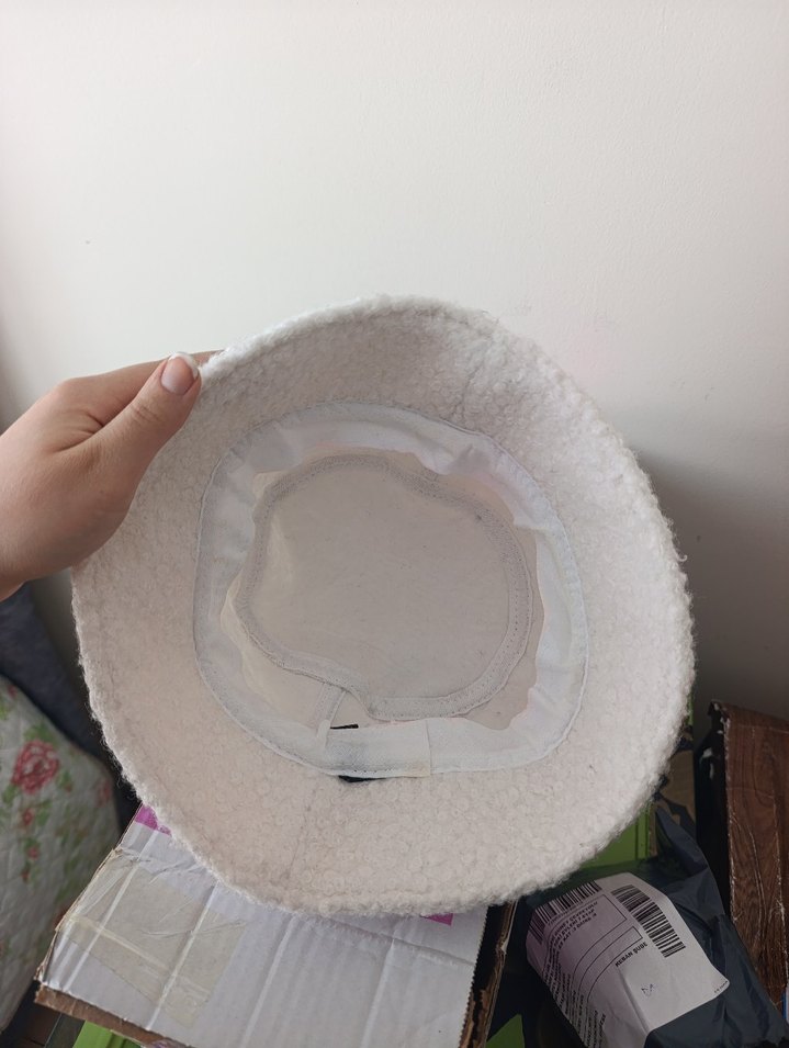 Beyaz Peluş Kadın Şapka - Görsel 4
