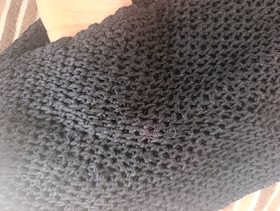 Siyah Örgü Kadın Atkı - Görsel 3