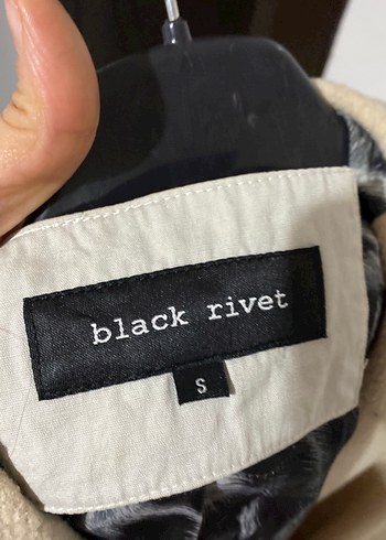 Bej Uzun Süe Kadın Kemerli Kaban kuru temizleme yapılması gereki - Görsel 5