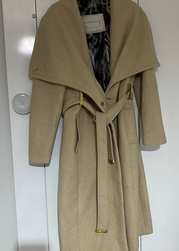 Bej Uzun Süe Kadın Kemerli Kaban kuru temizleme yapılması gereki - Görsel 2