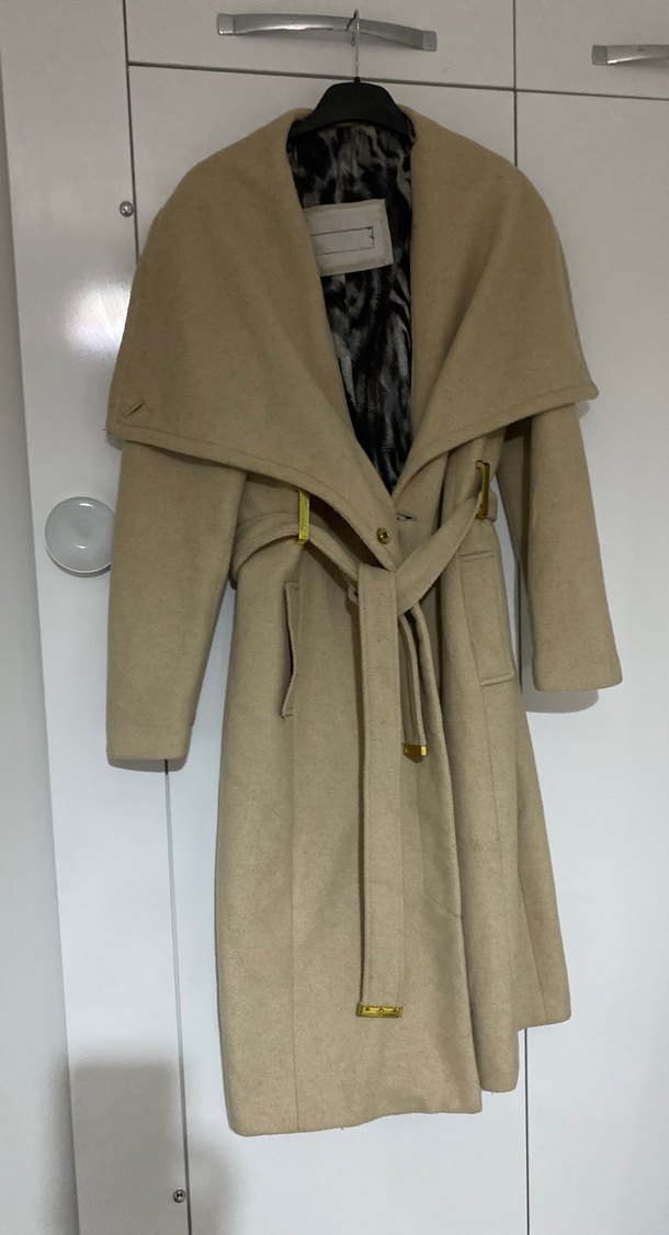 Bej Uzun Süe Kadın Kemerli Kaban kuru temizleme yapılması gereki - Görsel 2