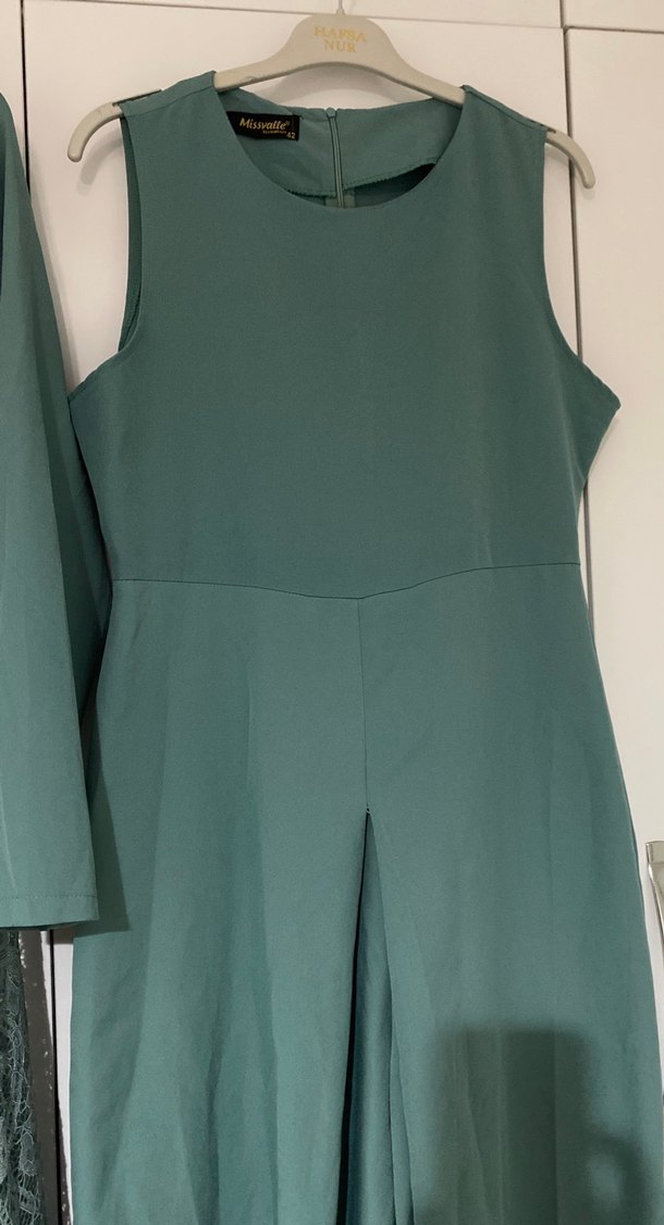 Dantel Detaylı Yeşil Tulum Takımı - Görsel 3