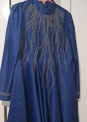 Lacivert İşlemeli Uzun Kollu Abiye Elbise - Görsel 2