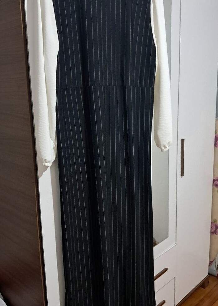 Siyah jile tarzı elbise - Görsel 2