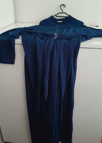 Koyu Mavi Boğazlı elbise - Görsel 2