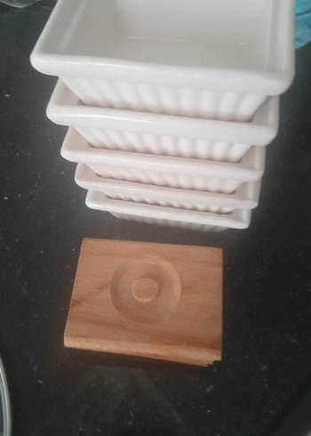 Beyaz Seramik Çerezlik ve Bardak Seti - Görsel 3