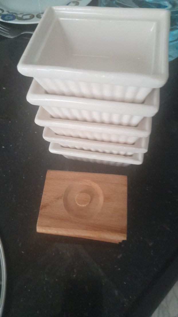 Beyaz Seramik Çerezlik ve Bardak Seti - Görsel 3