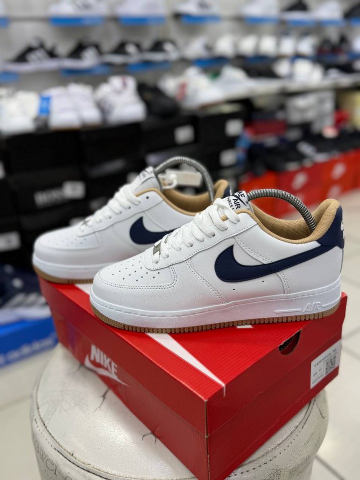 Nike Air Force 1 Beyaz Lacivert Sneaker — görsel 2/6