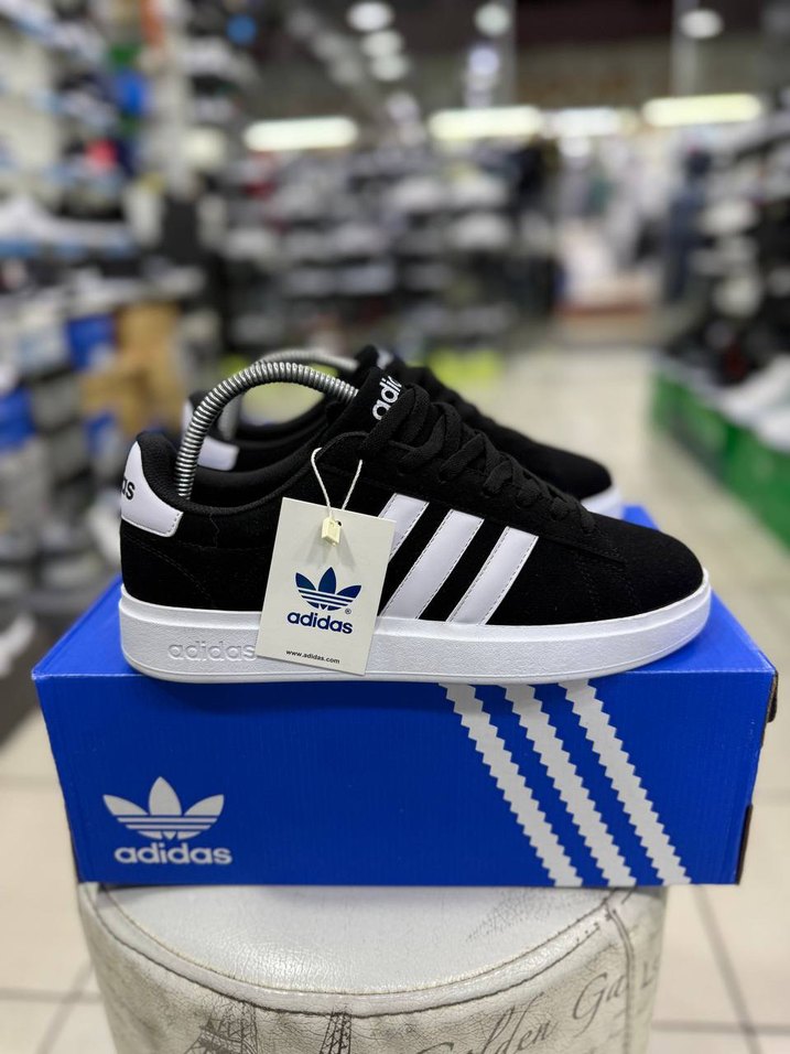 Adidas Siyah Beyaz Düşük Bilekli Sneaker — görsel 6/9