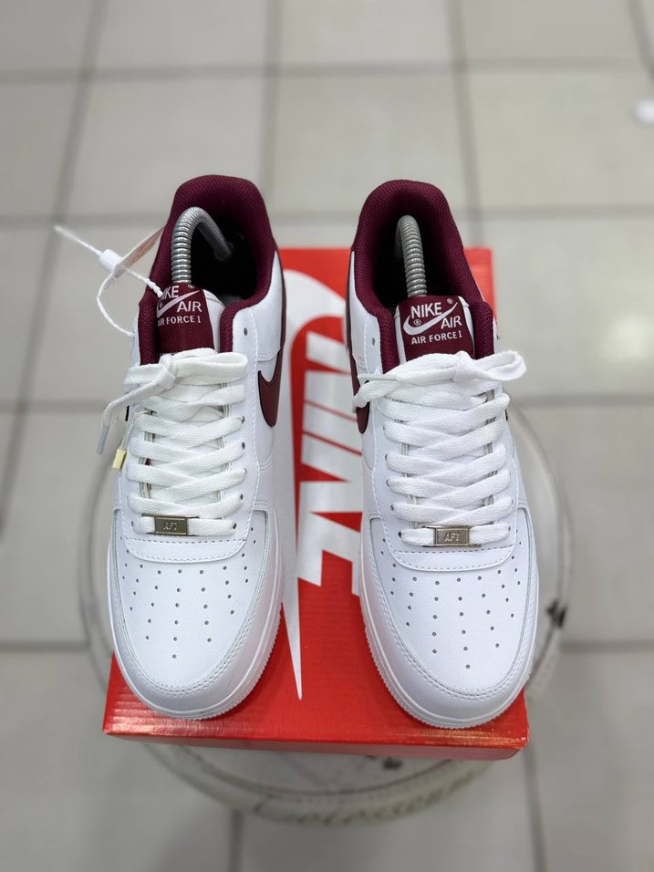 Nike Air Force 1 Beyaz & Bordo Retro Sneaker — görsel 7/7