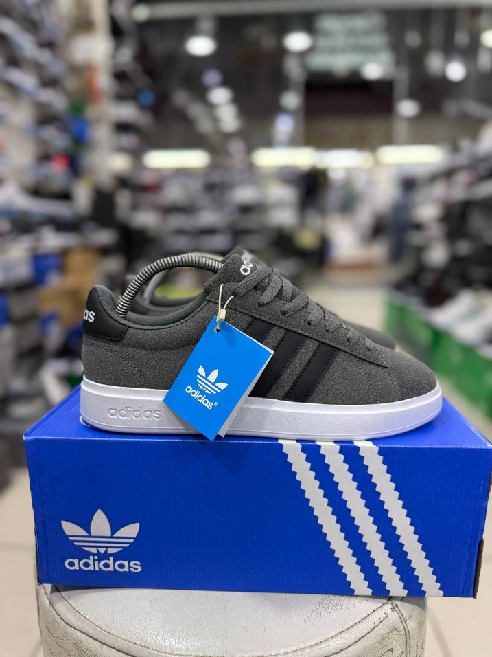 Adidas Gri Süet Sneaker — görsel 8/9