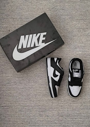 Nike Nike Siyah Spor Ayakkabı Velcro Detaylı Nike dunk