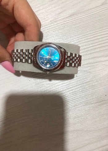 Parlak Mavi Kadranlı Modern Klasik Kadın Saati - Görsel 3