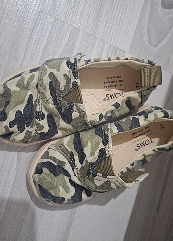 TOMS BEBEK AYAKKABI