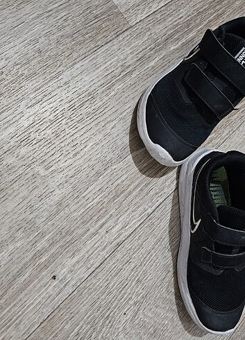 27 Beden Nike erkek çocuk ayakkabı