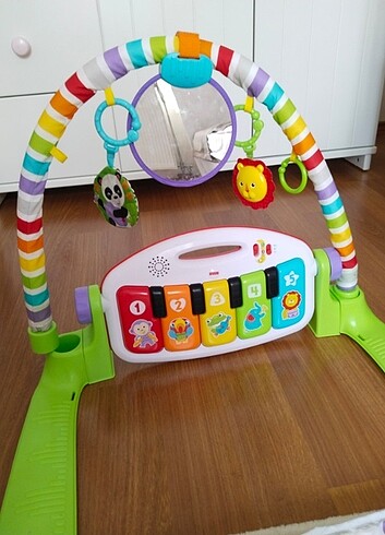  Fisher price piyanolu oyun halısı 