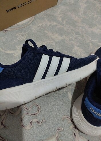 29 Beden lacivert Renk Orijinal Adidas çocuk ayakkabi