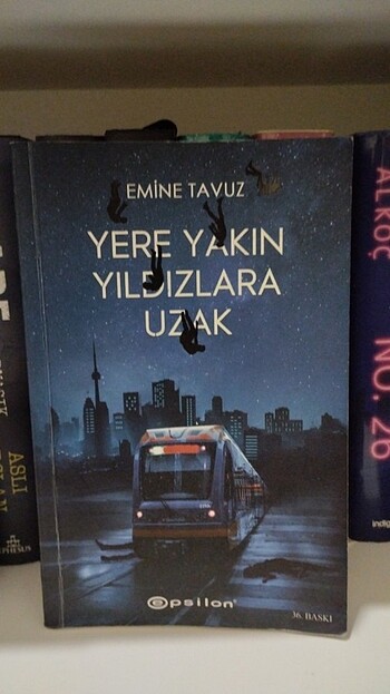 Yere yakın yıldızlara uzak 