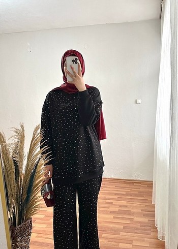 Siyah Puantiyeli Uzun Salaş Takım