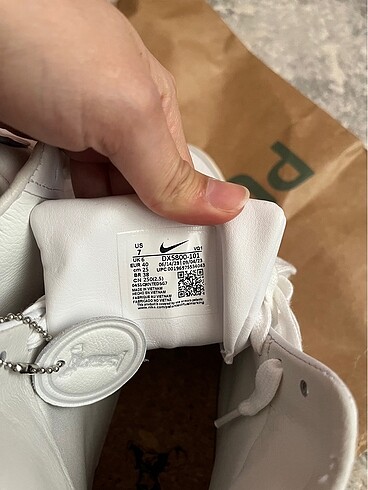 40 Beden beyaz Renk Orijinal sıfır nike