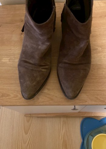 Kahverengi Süet Kadın Dolgu Topuklu Bot - Görsel 2