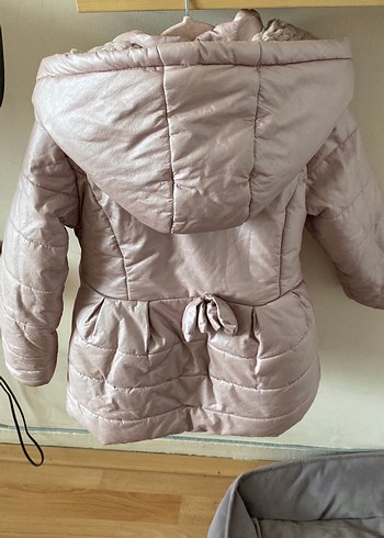 Kız Çocuk Bej Kürklü Kapüşonlu Mont - Görsel 6