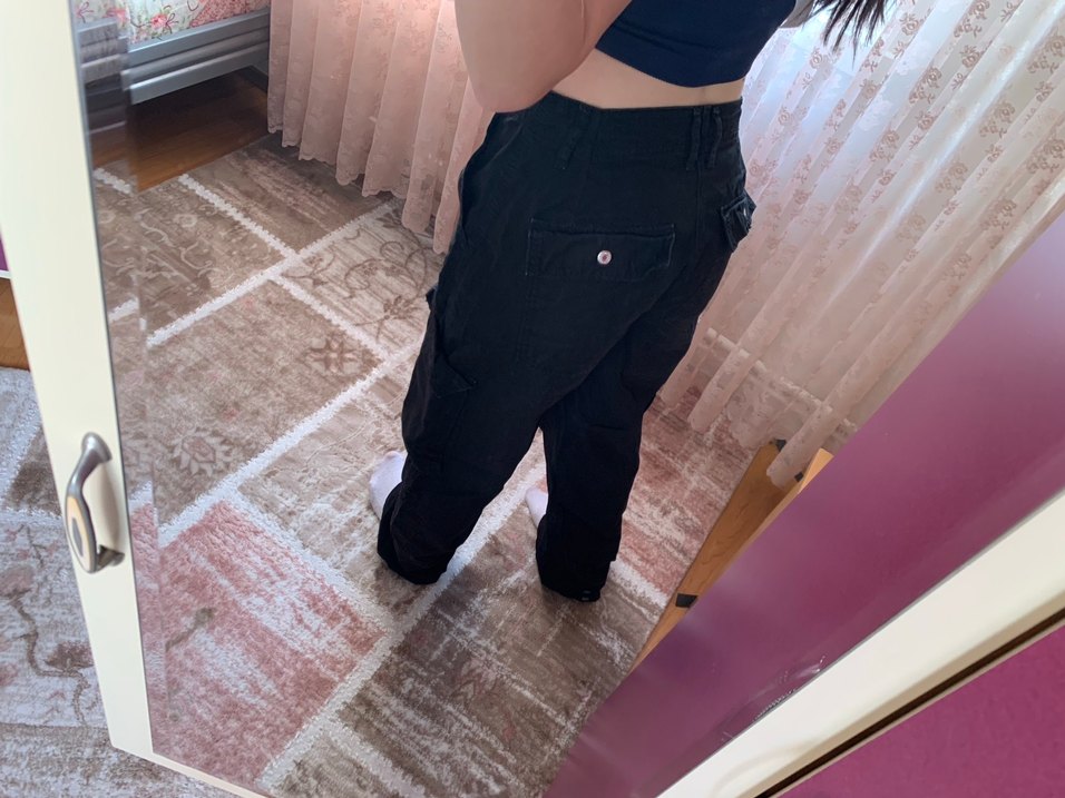 siyah kargo pantolon - Görsel 2